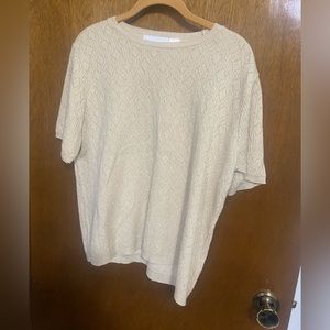 Light gold tone short sleeve sweater with gold metallic threads.  Size XL.